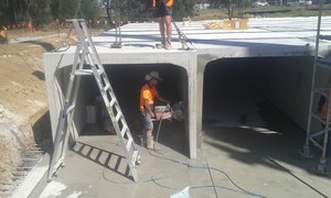 ARTHUR'S CONCRETE CUTTING Pic 5 - HAND SAWING IN CULVERTS