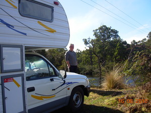 Paradise Motorhome Hire Pic 4