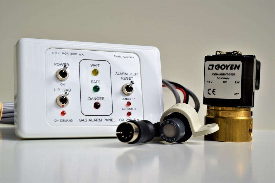 DVK Monitors WA Pic 1 - OUR GA286SV GAS Detectors with alarm and gas shut off marine compliance dual sensor ready single 4m lead and 12V solenoid 550