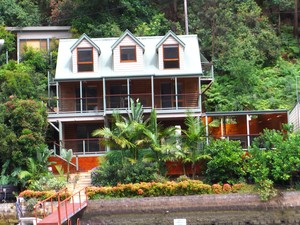 Burgess Painting Pic 4 - 4 Bedroom House Berowra Waters