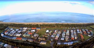 Wollongong Surf Leisure Resort Pic 4 - Only metres to the beach