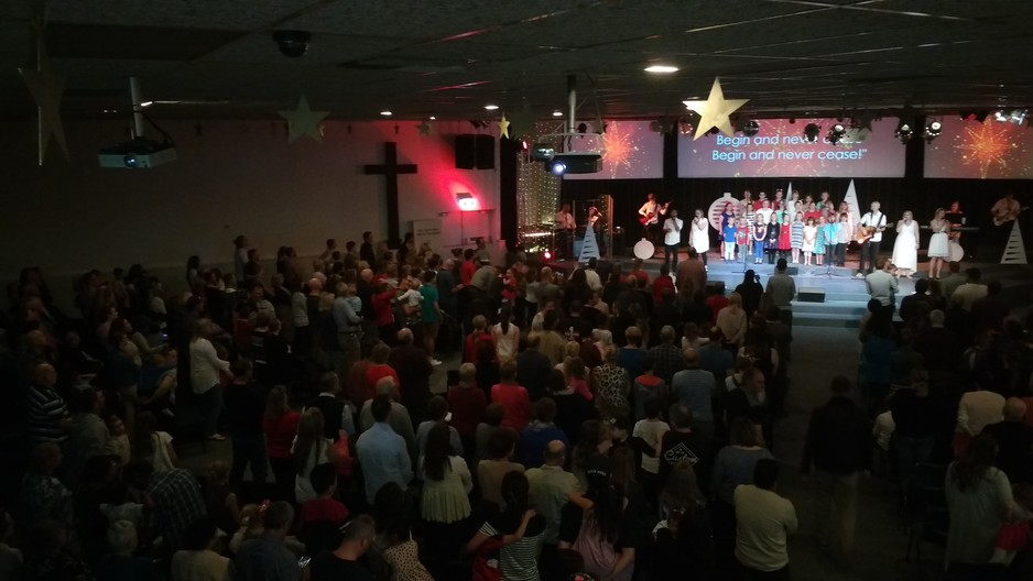 Clovercrest Baptist Church Pic 1 - A full house for Carols