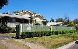 The Winton Bed & breakfast Pic 3 - This is the entrance that greets you on arrivial