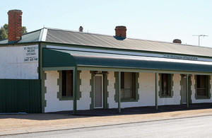 Port Wakefield Holiday Cottages Pic 3 - Front of the Port Wakefield Holiday Cottages