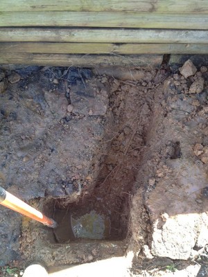 Roberts Plumbing.. Pic 4 - Dug a hole founed the leaking pipe Cut out and replaced with new pipe