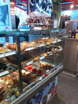 Brunetti City Square Pic 3