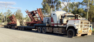 Harris Transport Pic 3 - All types of wonderful machines