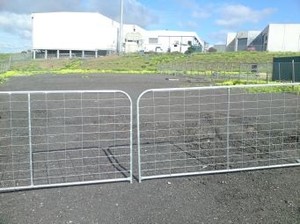 1300FarmGates Pic 4 - Galvanised FarmGates3