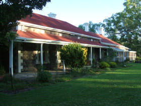 Avoca-on-darling Hospitality Pic 1 - Front View of Homestead