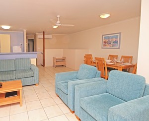 Coolum Beach Getaway Resort Pic 4 - 3 Bedroom Living Area