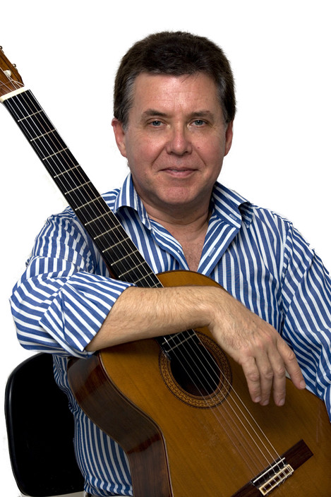 Ron Payne Classical Guitar Teacher Pic 1