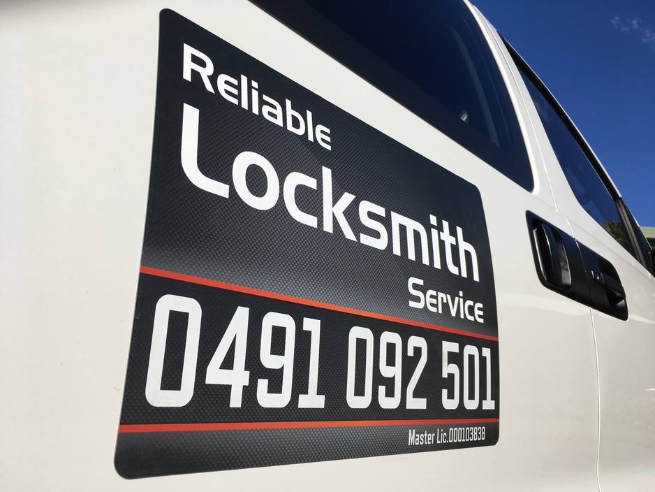 Reliable Locksmith Service Pic 1