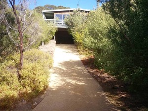 Hutchison Earthworks Pic 5 - Driveway Re Surface