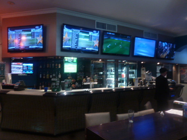 Court Jester Hotel Pic 2 - The Sports Bar