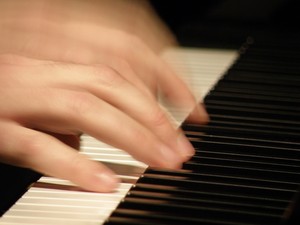 Piano Lessons - Francis Leung Pic 2