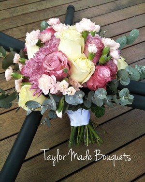 Taylor Made Bouquets Pic 3