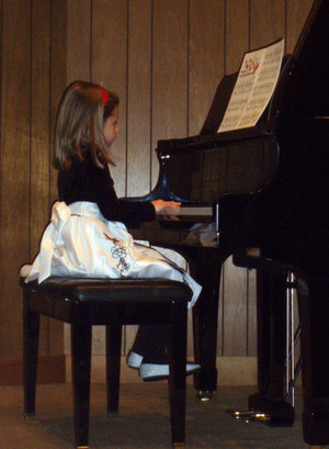 Learn Piano Your Way Pic 2 - Piano lessons without the pressure of exams