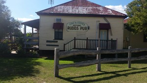 Redcliffe Coaches Tours & Charter Pic 3 - The Iconic RUDDS Pub Nobby Qld