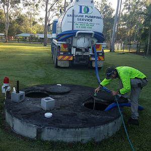 DC Vacuum Pumping Service Pic 5 - HSTP pump and clean