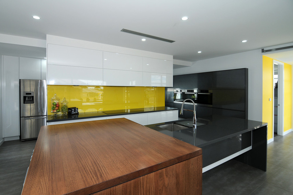 Kit Pro Kitchens Pic 1