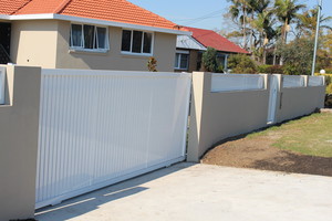 Cumbo's Custom Fabrications Pty Ltd Pic 4 - Fences and Gates