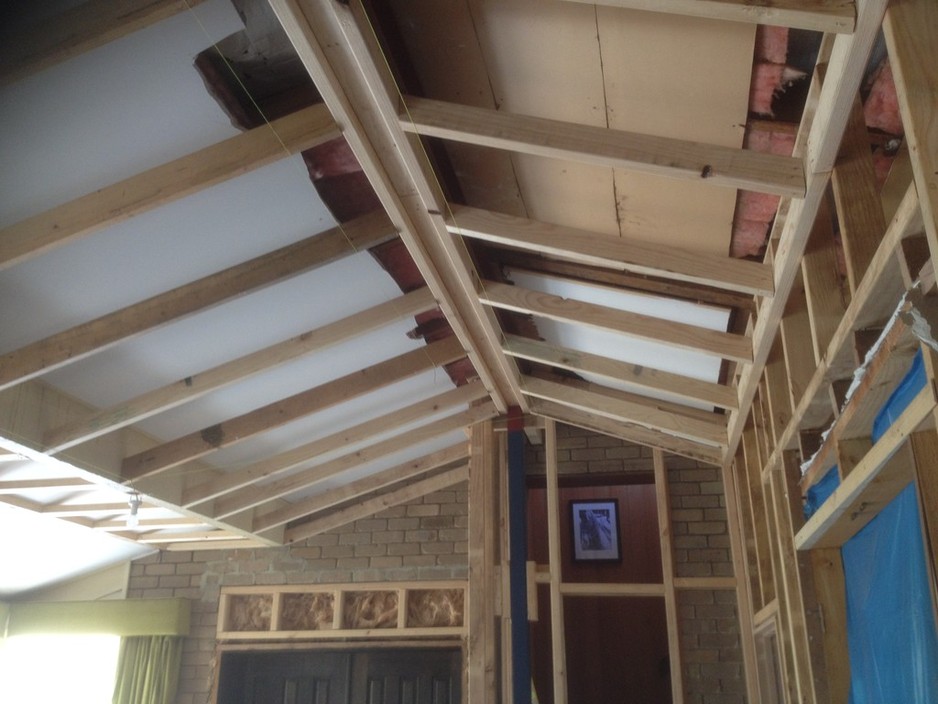 Kudu Construction Pic 1 - A new ceiling