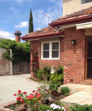 Orta Landscape Designs Pic 3 - Side gardenEssendon