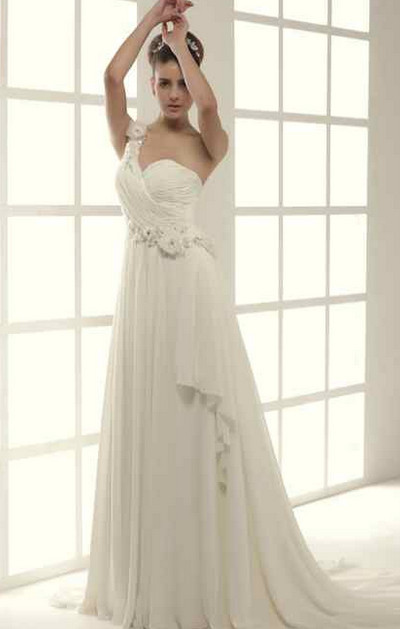 Off The Rack Bridal Pic 1