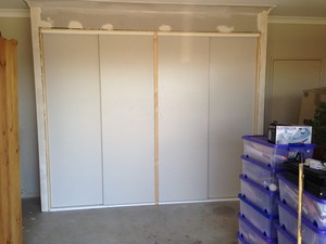 Chappy's Handyman Service Pic 4 - Smart Robe Doors Fitted