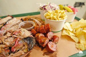 Bovine and Swine Barbecue Co Pic 4