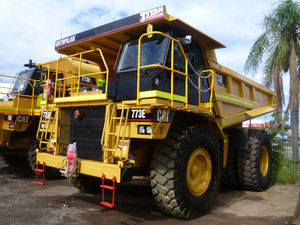 Titan Plant Hire Pic 4 - Rigid Dump Truck Hire