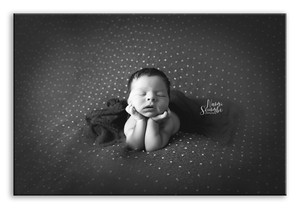 Naomi Seccombe Photography Pic 2 - Gippsland Newborn Photographer Newborough