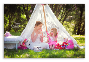 Naomi Seccombe Photography Pic 5 - Gippsland Portrait Photographer Outdoor Siblings Newborough