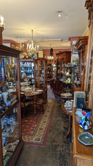 The Old Post Office Antiques Pic 2