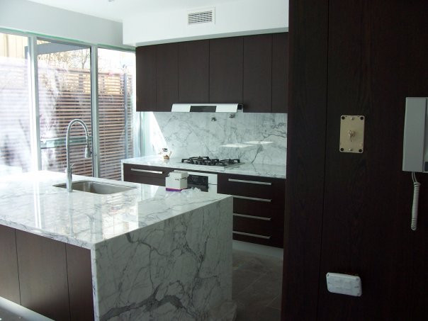 heavenly kitchens and cabinets Pic 1