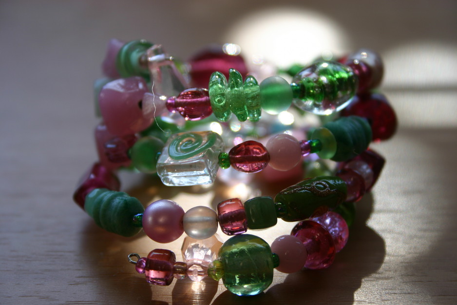 String of Beads Pic 1 - pink green memorywire bracelet