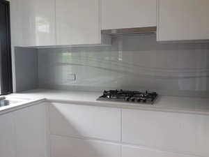 Catalyst Glass Pic 5 - etched feature kitchen splashback 2