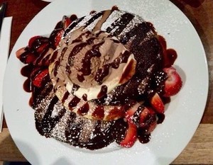 Pancakes in Paradise Pic 5