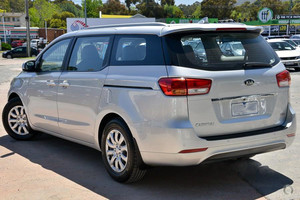 CityGlide Car Rentals Pic 3 - Kia Carnival 8 Seater