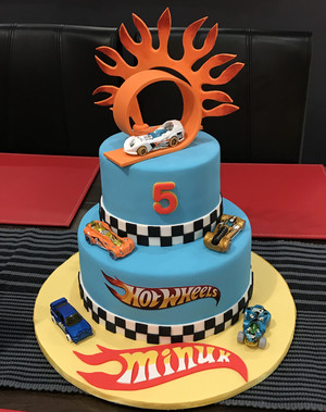 IcingTales Pic 3 - Hot Wheels Birthday Cake