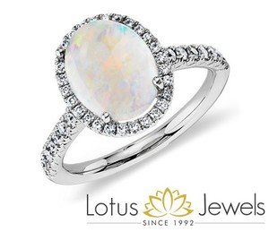 Lotus Jewels Pic 4 - Buy Halo Engagement Ring Online