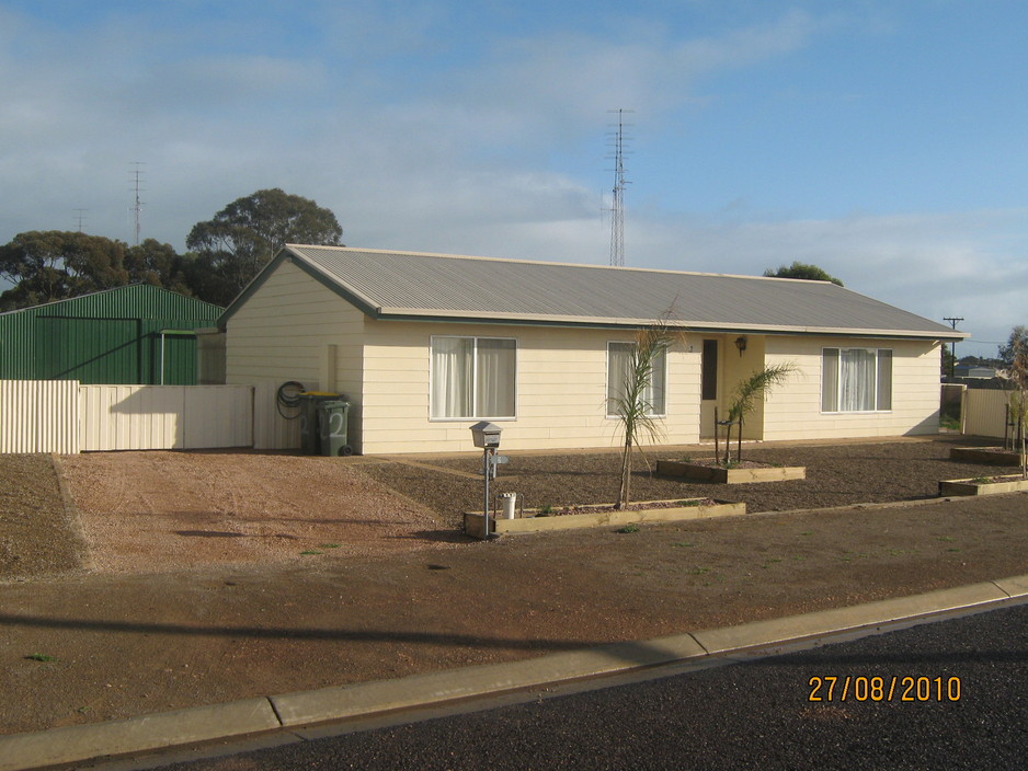 Wallaroo Holiday Home Pic 1 - WALLAROO HOLIDAY HOME