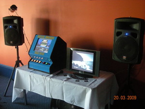 Doyles Jukebox Hire Pic 4 - party hire jukebox unit