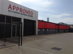 Approved Accident Repair Centre Pic 3