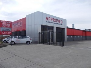 Approved Accident Repair Centre Pic 2