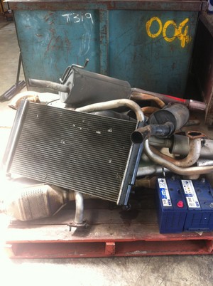 St George Metal Recovery Pic 3 - Car parts and batteries picked up FREE Cash Paid if Delivered