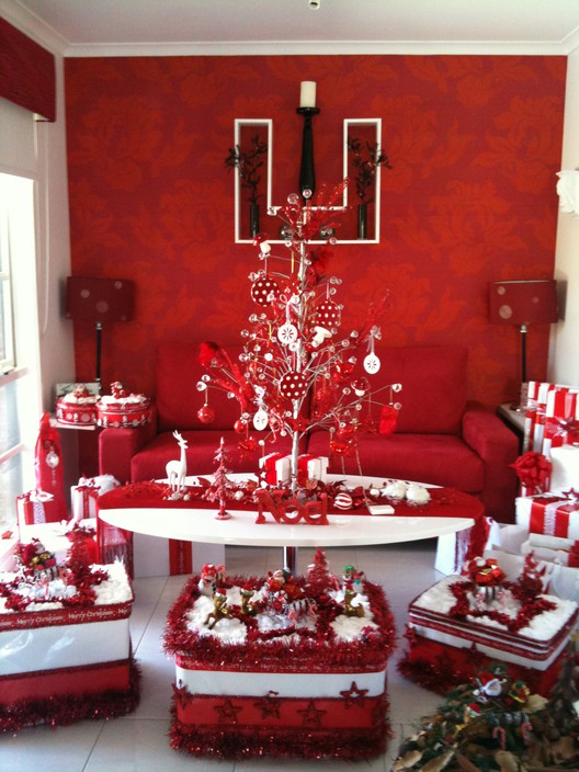 INSIDE CREATIONS - Interior Design Pic 1 - seasonal designs