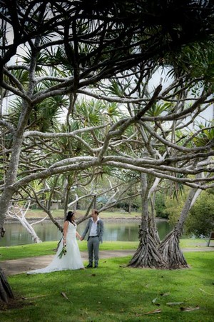 Elope to the Gold Coast Pic 5 - Amazing Park Backdrop