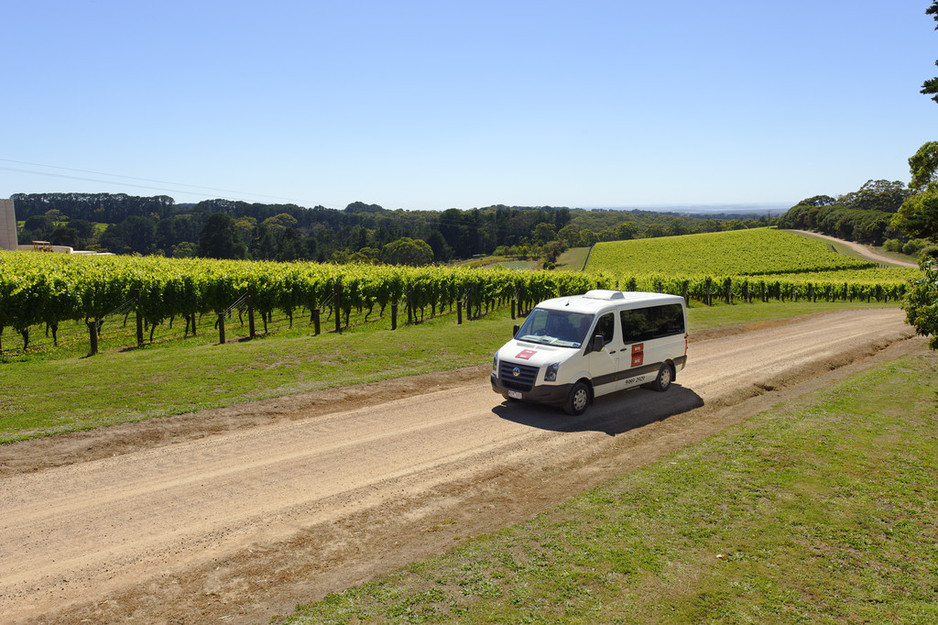 Your Shuttle Mornington Peninsula Pic 1