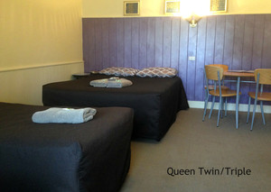 Meeniyan Motel Pic 2 - Queen Twin Triple Bedroom